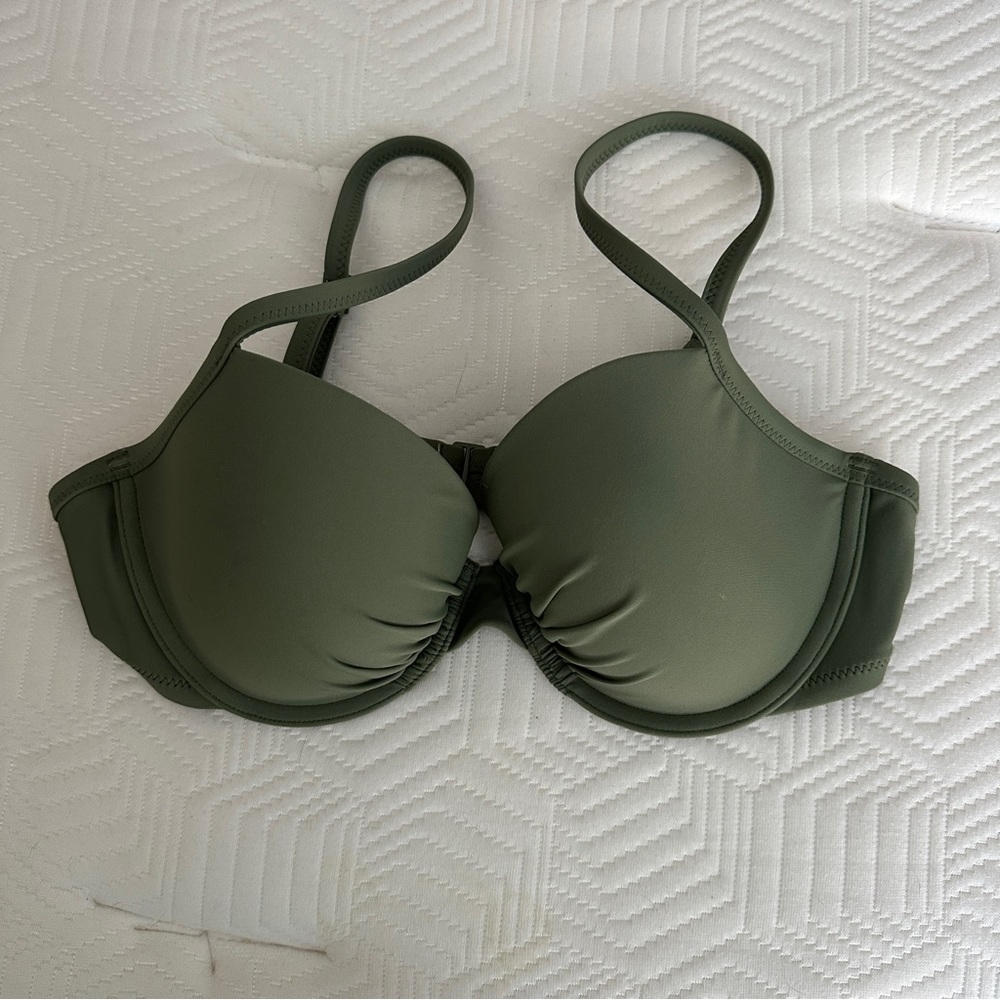Aerie Cute sage green bikini top, underwire, 36C